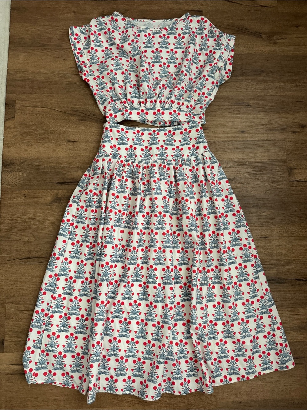 FANCY Floral Print White Maxi Set